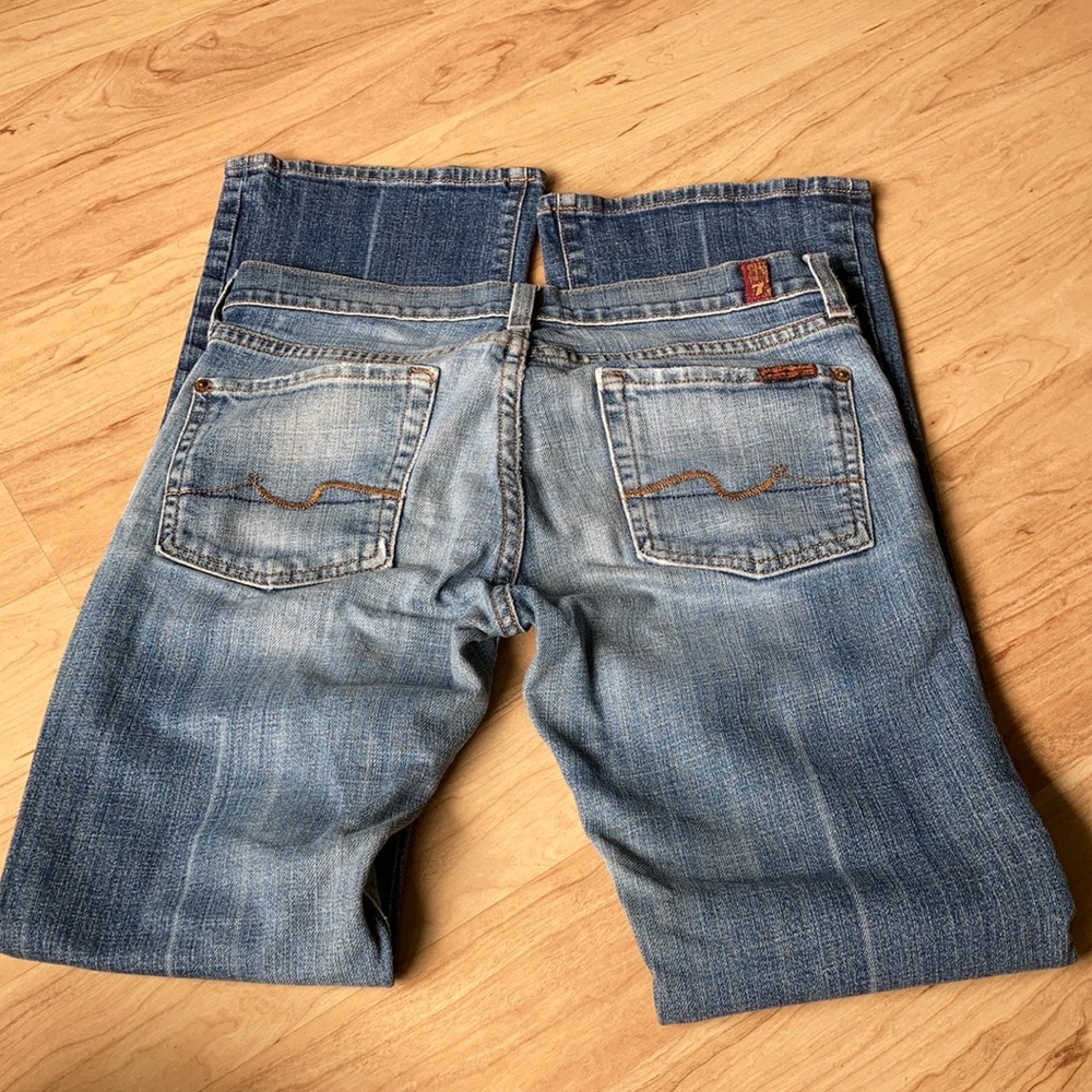 7 For All Mankind jeans. Size 27.
